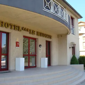 Hotel Le Médicis, Roussillon (Isere)